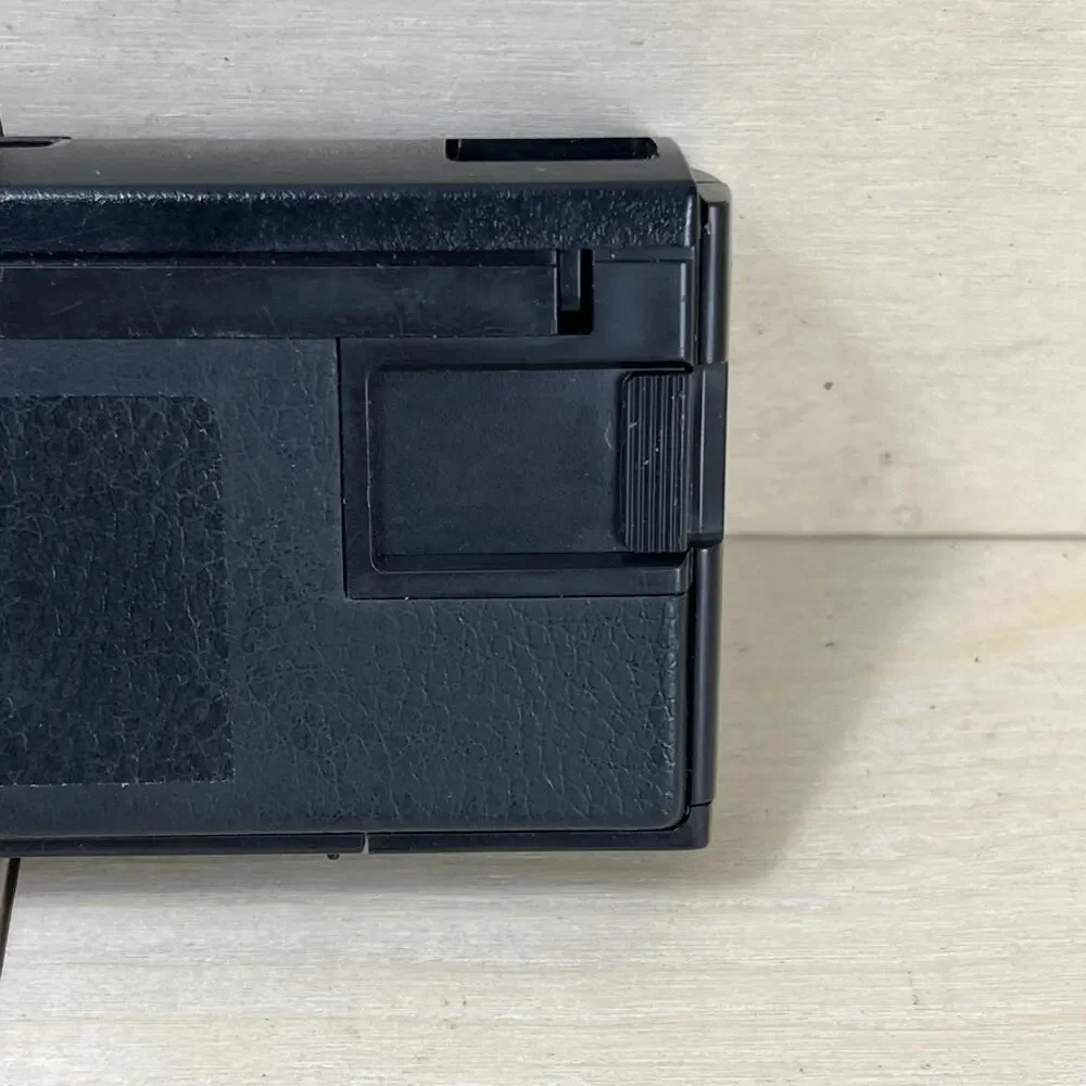 Vintage 1972 Kodak Pocket Instamatic 20 Camera UNTESTED With Case